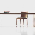 Stôl TRIS dyha dub tmavýorech, brik kremnica, moderný dizajnový nábytok na mieru